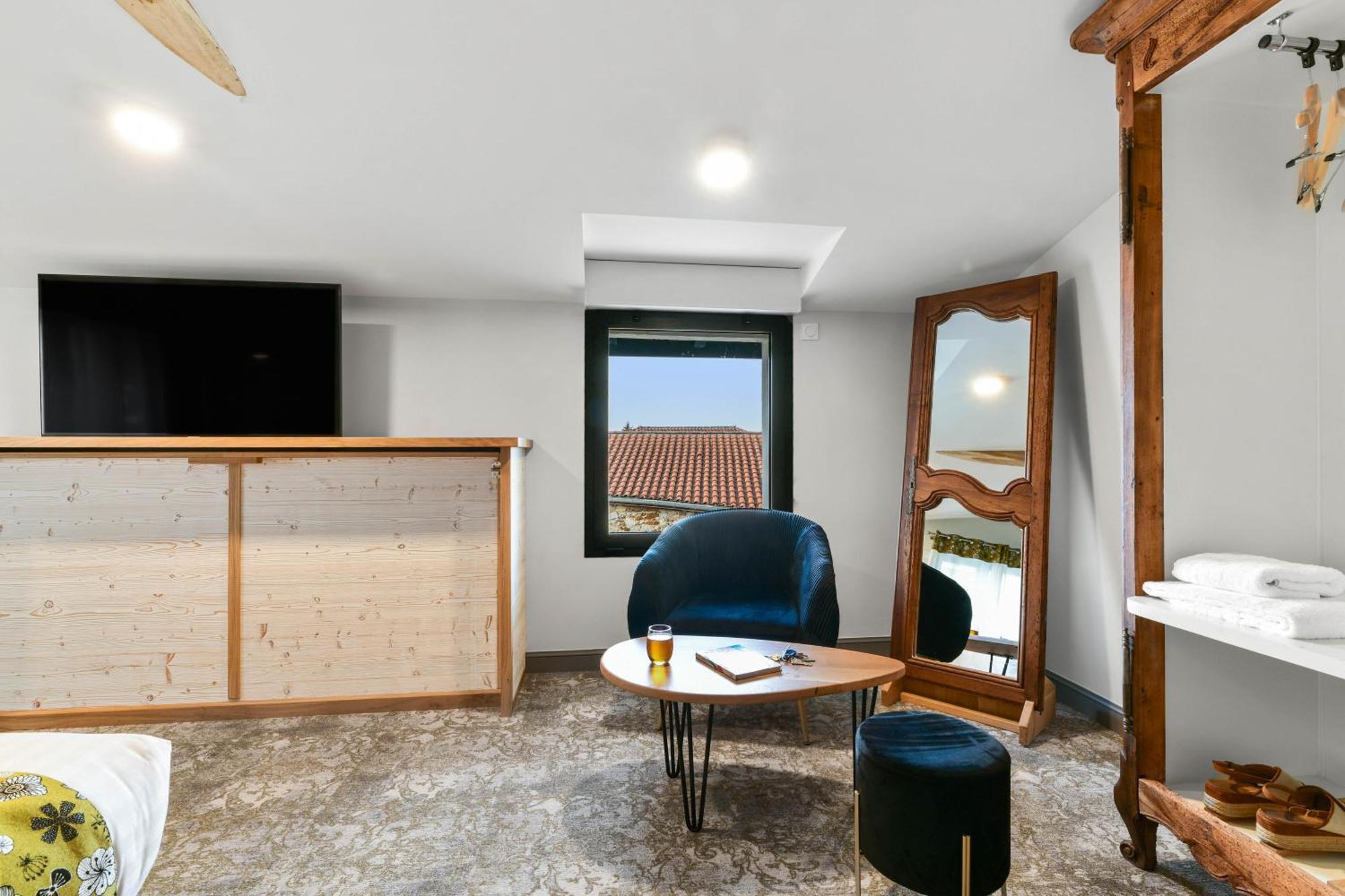 Logis Hotels Gnac E Pause Saint-Lon-Les-Mines Екстер'єр фото